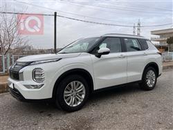 ميتسوبيشي اوتلاندر